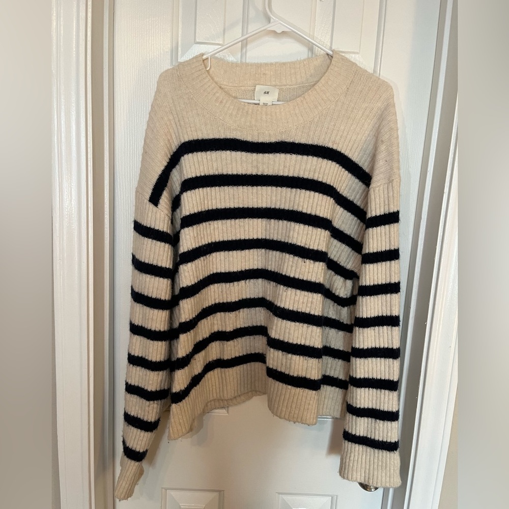 H&M Sweater